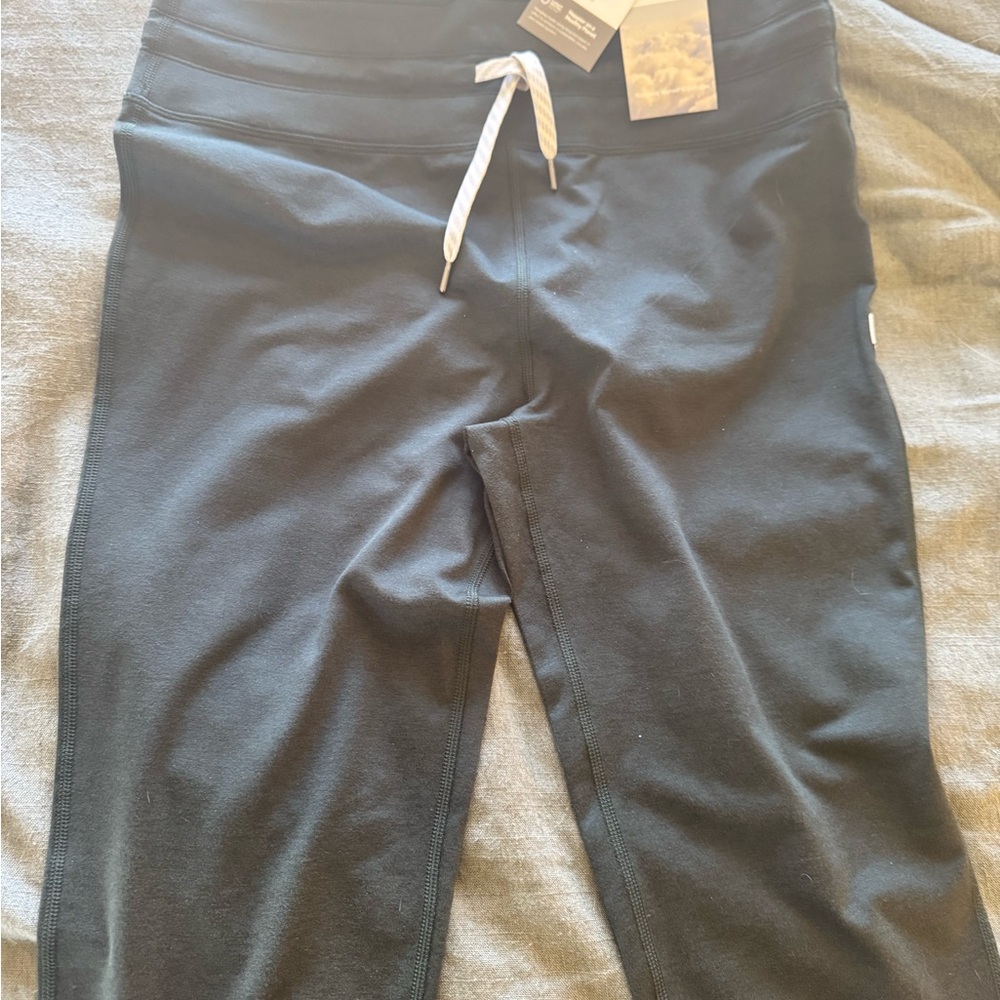 Vuori green women Drawstring Leggings